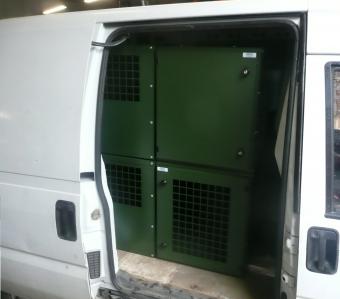 Caisses  chien + 1 rangement sur tiroir pour JUMPY 