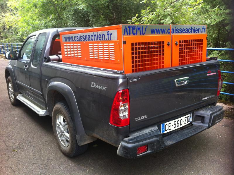 1 caisse à chien pick up dmax isuzu Réalisation Atemis caisse a chien